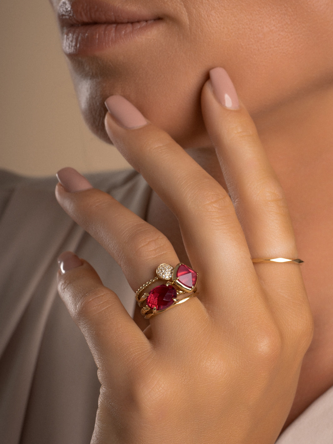 Twist Ring Fuchsia Quartz | 9 karaat