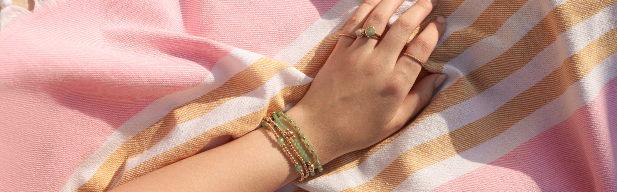 Beach Look | Green Aventurine